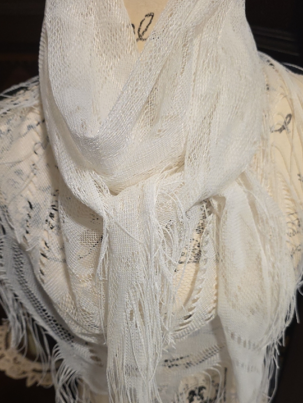 Lightweight Off White Fringe Scarf/Wrap - Picture 2 of 10